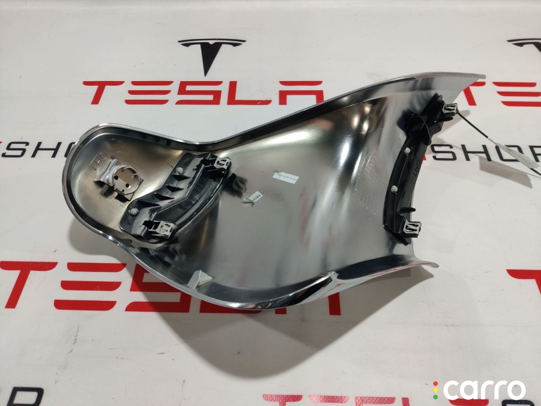 Накладка хромированная 2-го ряда сидения Tesla Model X 2015-2021, 1062962-00-B, фото 4