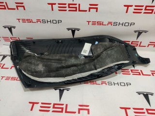 Накладка стойки С, ориг. номер 1035975-00-F, Tesla Model X 2015-2021