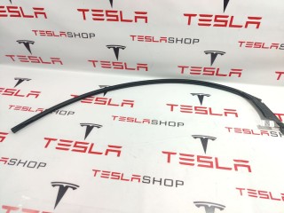 Уплотнитель проема дверного, ориг. номер 1032147-00-C, Tesla Model X 2015-2021
