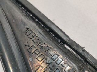 Уплотнитель проема дверного, ориг. номер 1032147-00-C, Tesla Model X 2015-2021