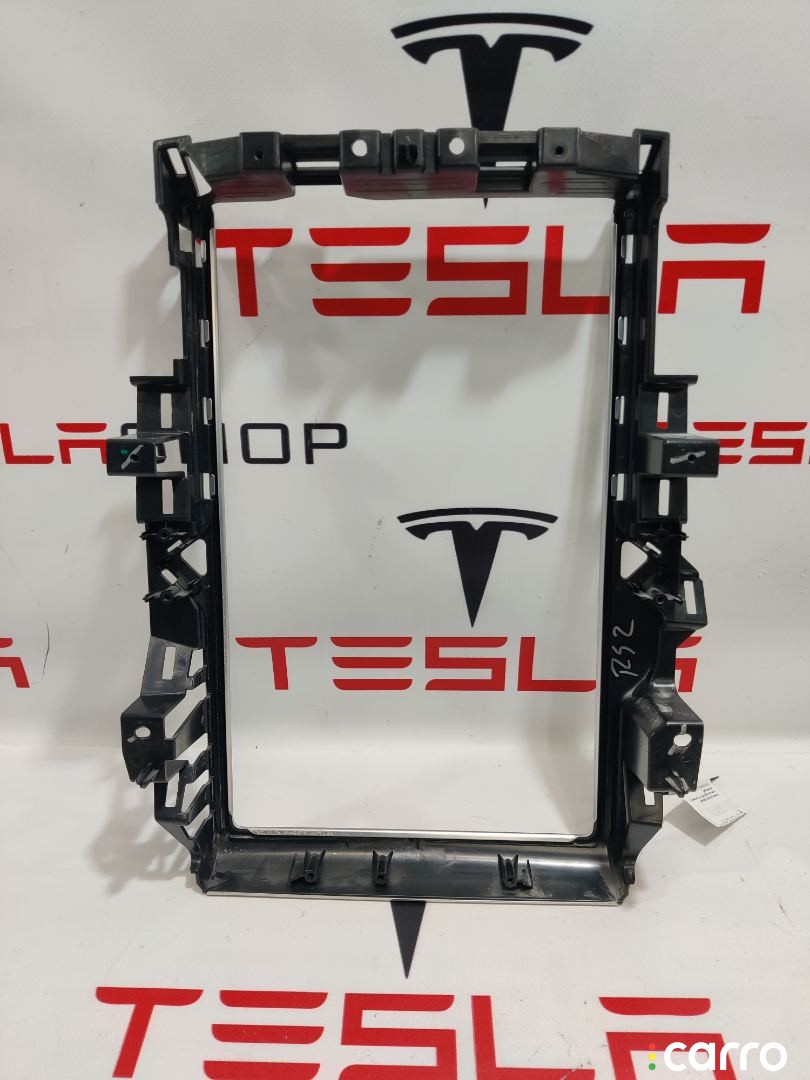 Рамка декоративная компьютера MCU (основного монитора) Tesla Model X 2015-2021, 1002294-00-B, фото 4