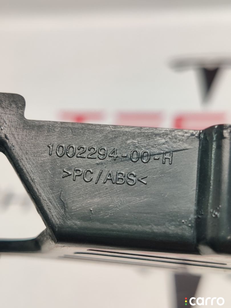 Рамка декоративная компьютера MCU (основного монитора) Tesla Model X 2015-2021, 1002294-00-B, фото 5