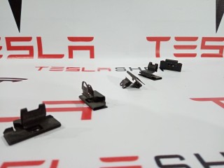 прочая запчасть, ориг. номер 1005783-00-B, Tesla Model S 2012-2016