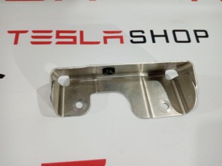 Кронштейн крепления обшивки двери, ориг. номер 1003540-00-A, Tesla Model S 2012-2016