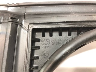прочая запчасть, ориг. номер 1484042-00-B, 1069521-90-H, Tesla Model X 2015-2021