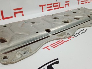 прочая запчасть, ориг. номер 1014946-00-B, Tesla Model S 2012-2016
