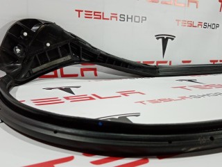 Уплотнитель проема дверного, ориг. номер 6009583-00-M, Tesla Model S 2012-2016