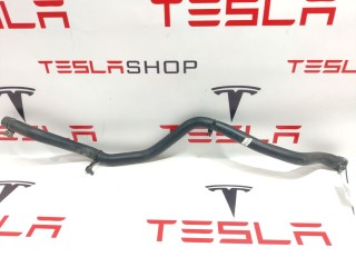 Трубка дренажная панели стеклоомывателя, ориг. номер 1036247-00-D, Tesla Model X 2015-2021