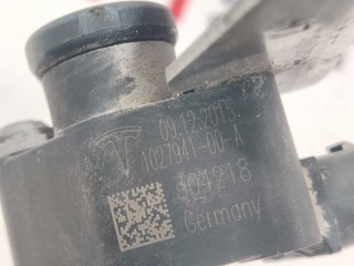 Датчик уровня пневмоподвески, ориг. номер 1027941-00-A, 6006516-00-A, Tesla Model X 2015-2021