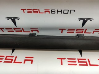 Накладка порога рокерной панели, ориг. номер 1035096-00-D, 1034218-00-B, Tesla Model X 2015-2021