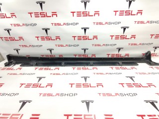Накладка порога рокерной панели, ориг. номер 1035096-00-D, 1034218-00-B, Tesla Model X 2015-2021