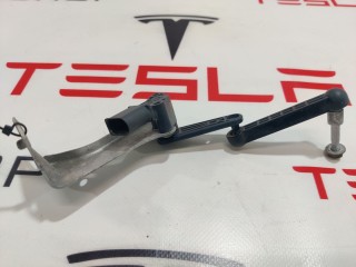 прочая запчасть, ориг. номер 6006523-00-B, 1027971-00-A, Tesla Model X 2015-2021