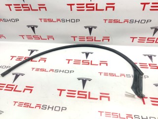 Уплотнитель проема дверного, ориг. номер 1032146-00-C, Tesla Model X 2015-2021