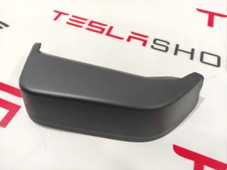 Крышка фонаря багажника, ориг. номер 1058812-00-B, Tesla Model X 2015-2021