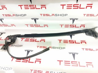 Уплотнитель стекла внутренний двери, ориг. номер 1032177-00-D, Tesla Model X 2015-2021