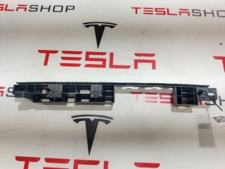 Кронштейн порога двери, ориг. номер 1056095-00-B, 1051827-00-B, Tesla Model X 2015-2021