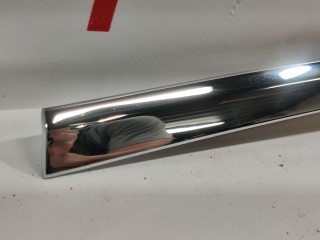 Молдинг подъемной задней двери, ориг. номер 1032249-00-J, Tesla Model X 2015-2021