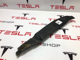 Шумоизоляция крыла, ориг. номер 1050420-00-A, Tesla Model S 2016-2021