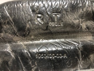 Шумоизоляция крыла, ориг. номер 1050420-00-A, Tesla Model S 2016-2021