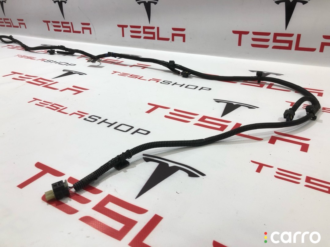 1032435-00-G, 1063323-00-C Электропроводка бампера Tesla Model X 2019г. - фото №2