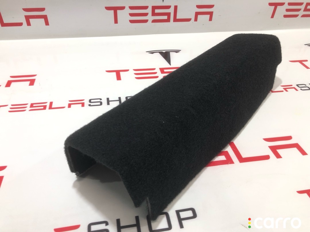1007326-00-D Обшивка П-образная переднего бокса подкапотного (ковровая) Tesla Model S 2013г. - фото №2