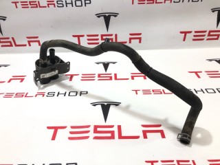 прочая запчасть, ориг. номер 1003117-00-H, Tesla Model X 2015-2021