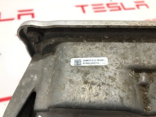 Джаншен бокс передний, ориг. номер 1049678-00-H, Tesla Model X 2015-2021