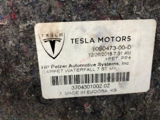 Ковровое покрытие 3-го ряда сидений, ориг. номер 1050473-00-D, Tesla Model X 2015-2021