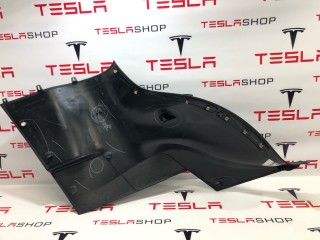 Накладка стойки С, ориг. номер 1073302-00-C, 1089156-00-E, 1637269-00-B, Tesla Model X 2015-2021