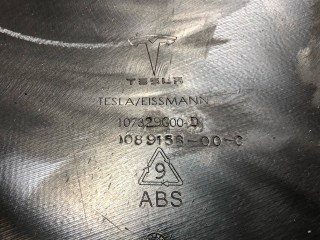 Накладка стойки С, ориг. номер 1073302-00-C, 1089156-00-E, 1637269-00-B, Tesla Model X 2015-2021