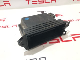 Плата, ориг. номер 1033174-01-F, 1058358-99-G, 1454671-00-A, Tesla Model X 2015-2021
