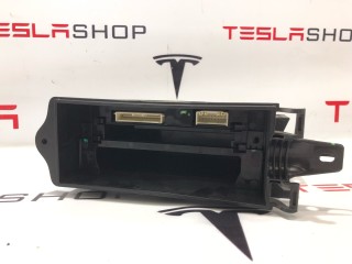 Плата, ориг. номер 1033174-01-F, 1058358-99-G, 1454671-00-A, Tesla Model X 2015-2021