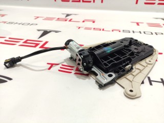 Механизм регулировки подголовника, ориг. номер AG151536-C1, 1066568-01-A, Tesla Model X 2015-2021