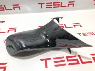 Накладка хромированная 2-го ряда сидения, ориг. номер 1062970-00-A, Tesla Model X 2015-2021
