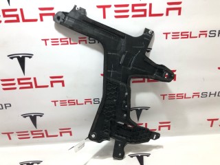 Кронштейн обшивки багажного отделения, ориг. номер 1080702-00-C, Tesla Model X 2015-2021