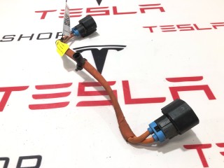 прочая запчасть, ориг. номер 1045091-00-C, 1086380-00-A, Tesla Model X 2015-2021