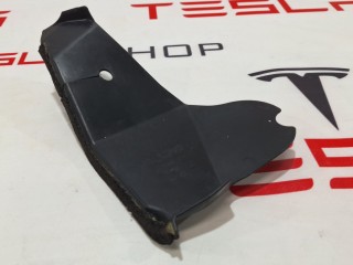 Перегородка водосборника, ориг. номер 1060447-00-B, Tesla Model X 2015-2021
