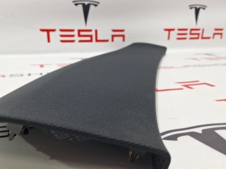 Накладка для динамиков крышки багажника, ориг. номер 1037908-00-G, Tesla Model X 2015-2021