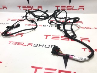 Электропроводка бампера, ориг. номер 1004420-04-M, Tesla Model S 2016-2021