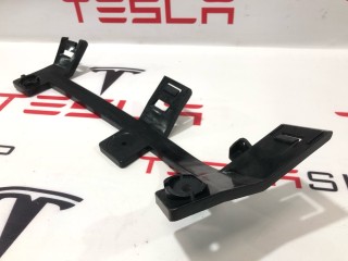 прочая запчасть, ориг. номер 1046957-00-E, Tesla Model X  [рестайлинг] 2021-2026
