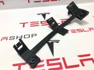 Направляющая фары, ориг. номер 1046957-00-E, Tesla Model X 2015-2021