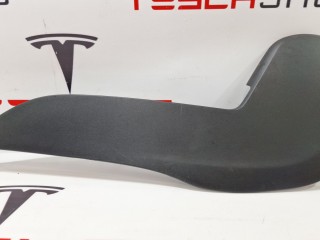 Накладка декоративная сиденья пассажира, ориг. номер 1083456-00-A, Tesla Model S 2016-2021
