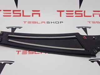 Накладка стойки B, наружная, ориг. номер 1004535-00-B, Tesla Model S 2012-2016