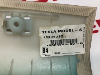 Накладка стойки А, ориг. номер 1004833-00-A, 1002485-00-B, Tesla Model S 2012-2016