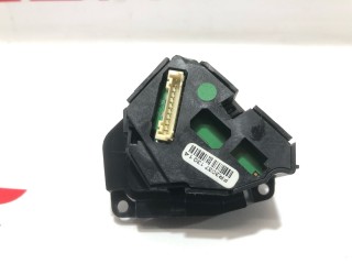 Кнопка управления на руле, ориг. номер 1013242-00-B, Tesla Model S 2012-2016