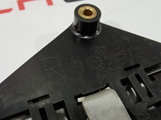 Кронштейн мотора привода люка, ориг. номер 6008697-00-A, Tesla Model S 2012-2016