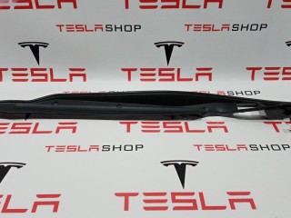 Датчик прижатия (накладка крышки багажника), ориг. номер 6007576-00-C, Tesla Model S 2012-2016