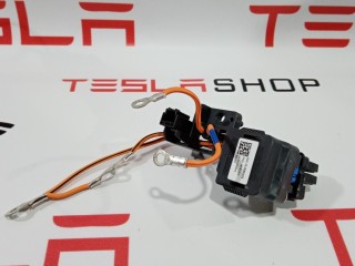 Разъем высоковольтный, ориг. номер 1091457-00-D, Tesla Model 3 2017-2021