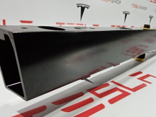 Распорка центральная корпуса батареи, ориг. номер 1097408-00-K, Tesla Model 3 2017-2021