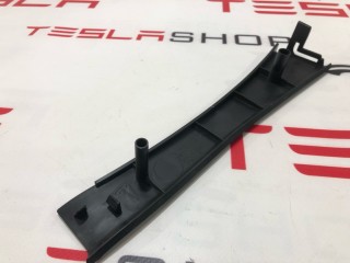 прочая запчасть, ориг. номер 1007711-00-D, Tesla Model S 2012-2016
